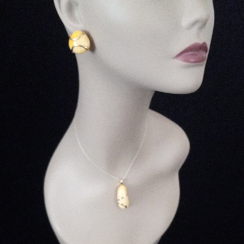 Vintage Monet Cream & Gold-Tone Clip-On Earrings & Matching Pendant Set